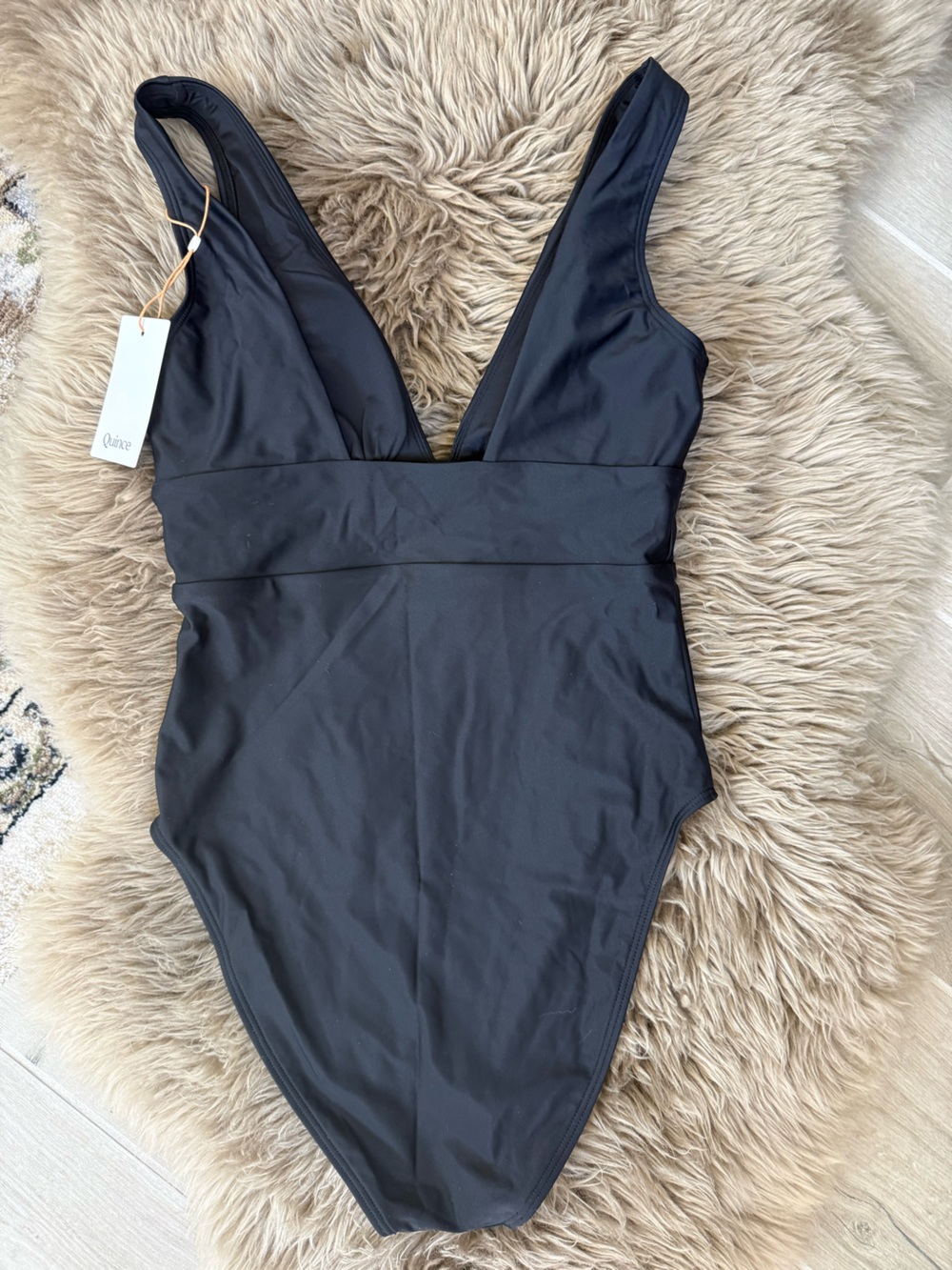 New Quince Italian Plunge One Piece Swimsuit Black Womens Small Resort Swim NWT - Picture 4 of 5